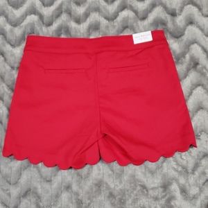 isaac mizrahi scalloped hem shorts